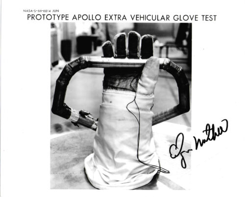 Apollo 14 Moonwalker Edgar Mitchell Signed BW Photo of Apollo EVA Glove Test