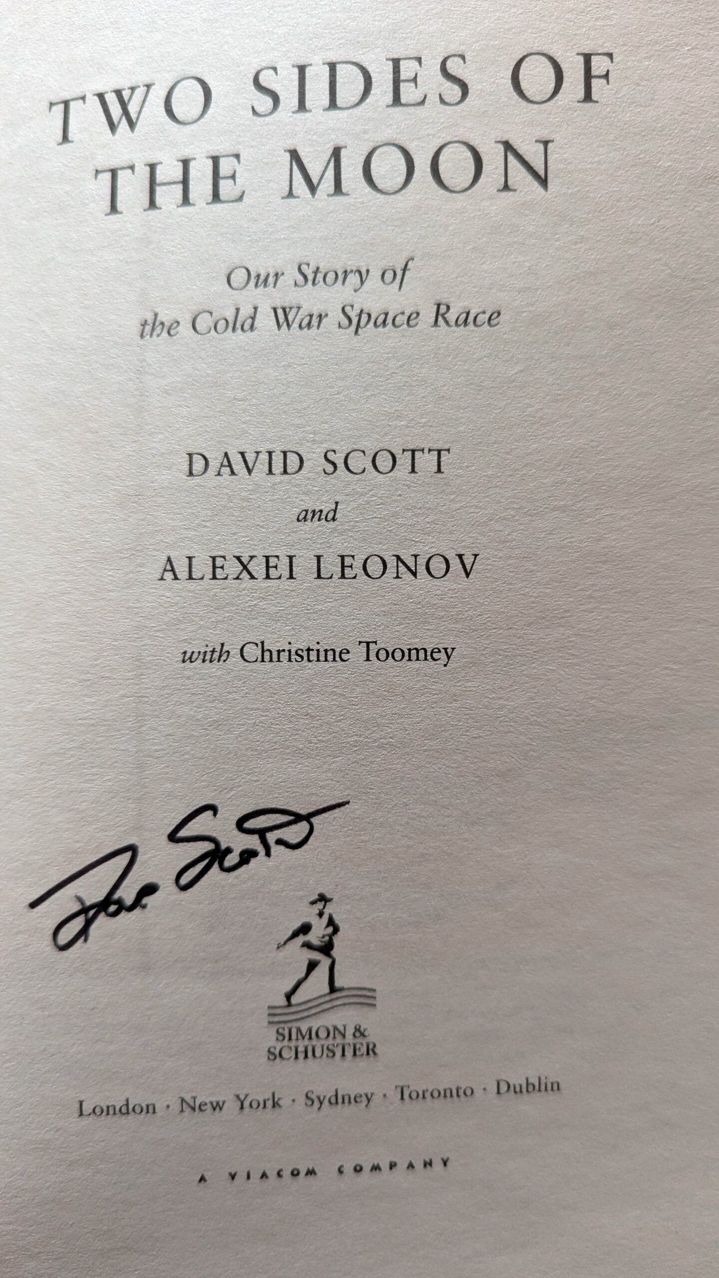 Apollo 15 Astronaut Dave Scott Signed Book Two Sides of the Moon