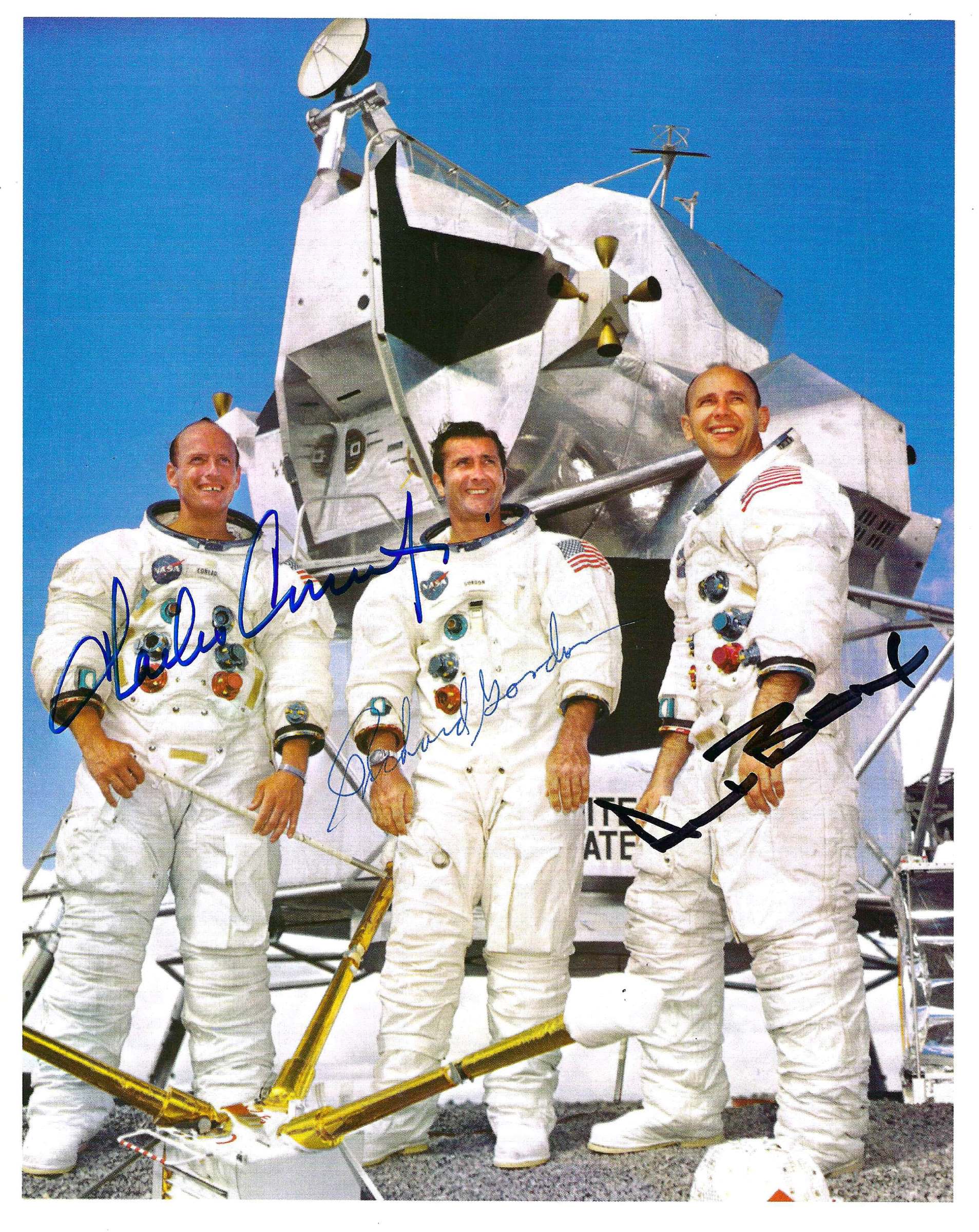 Apollo 12 Crew Signed White Space Suit Crew Portrait